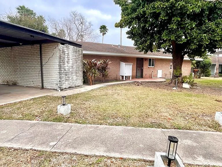 6 Country Club Rd — Photo 5