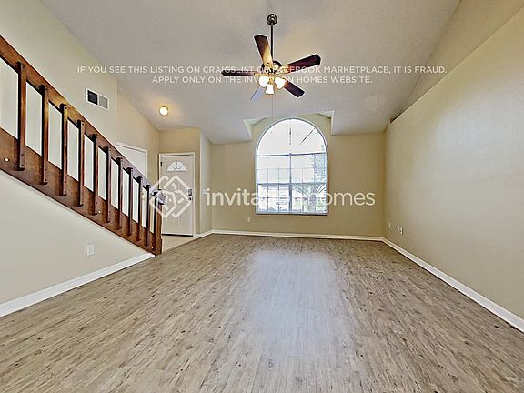4th image of 12767 Whiterapids Dr
