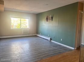 1292 Rockland Ave, Staten Island, NY