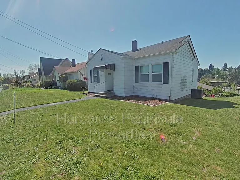 1011 Rainier Ave — Photo 34