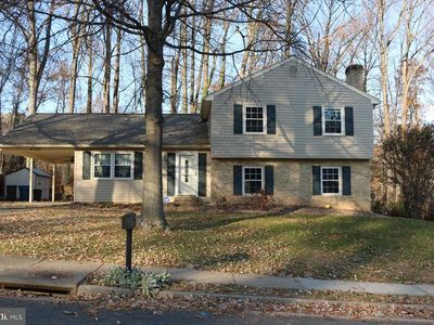 4322 Farm House Ln, Fairfax, VA, 22032