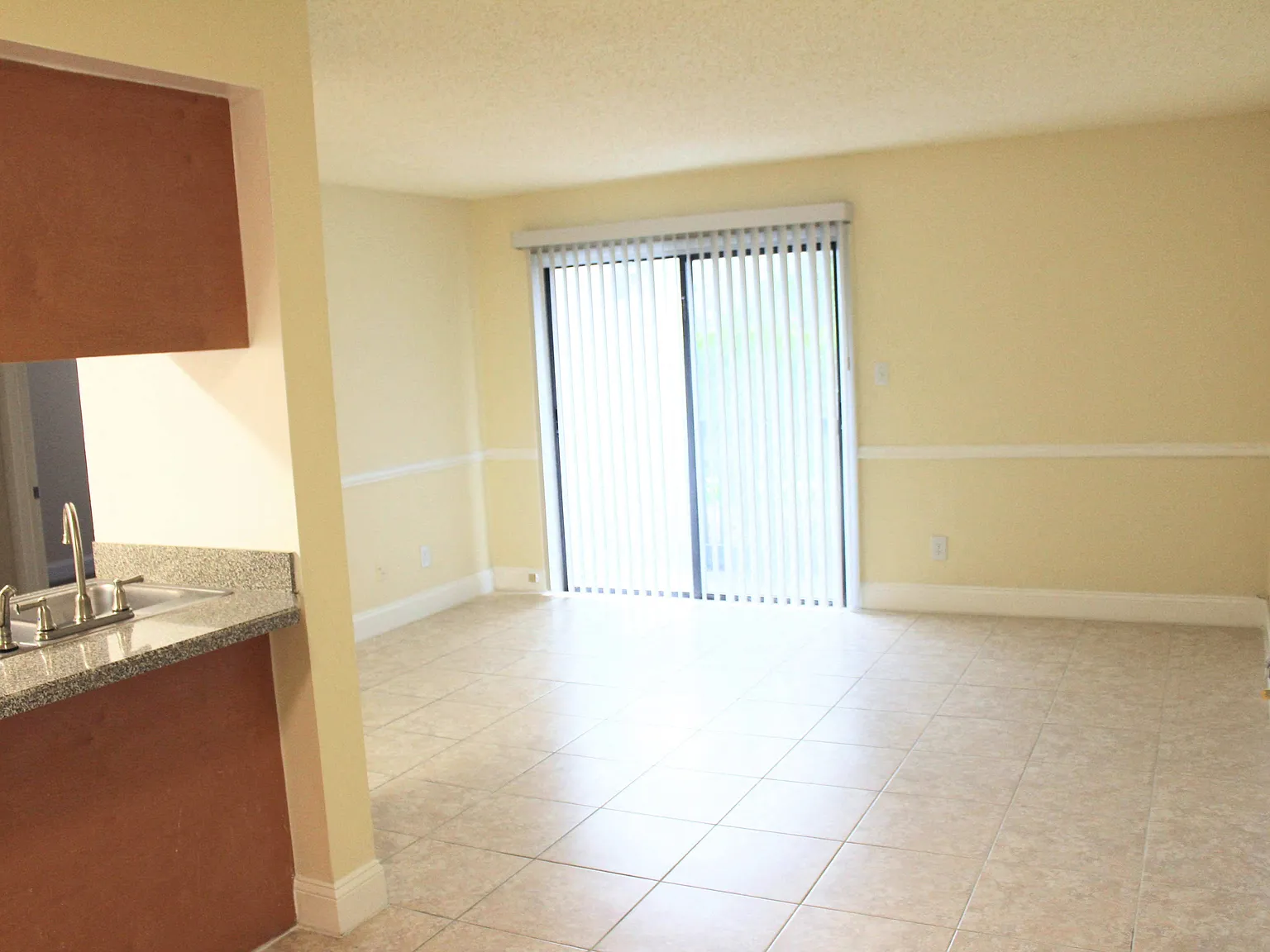 Sunscape Apartment Homes — Photo 4