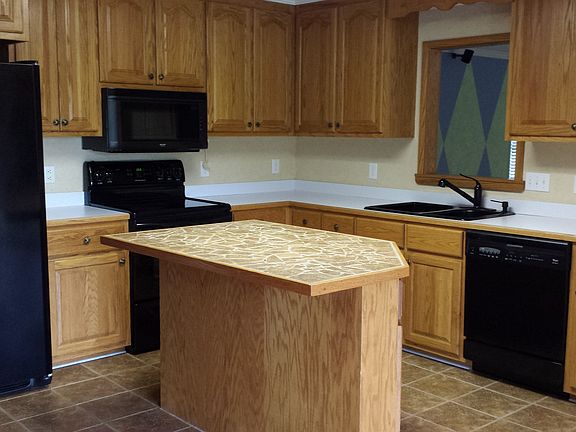 4th image of 264 Herronwood Dr
