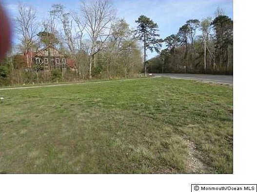 2nd image of 298 Hilliard Boulevard