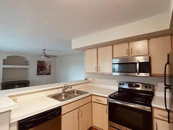 4th image of 7230 Westpointe Blvd APT 1224