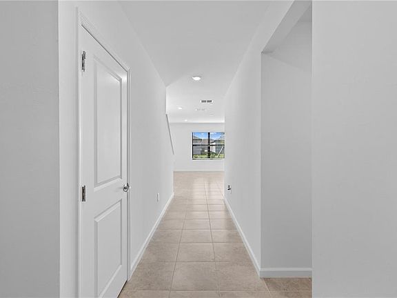 3rd image of 1224 Caloosa Cove DR