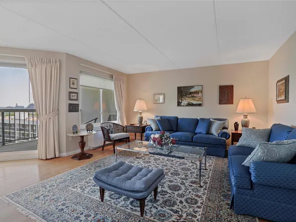 300 High Point Drive #711, Hartsdale, NY 10530