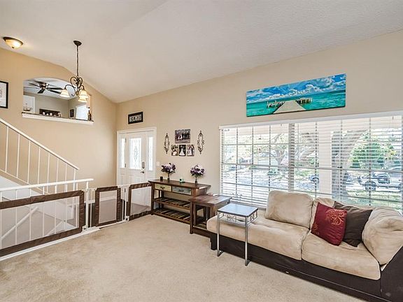 5th image of 1915 High View Dr