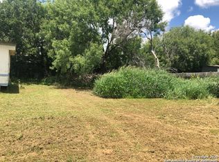 662 Avenue C Rd, Poteet, TX 78065