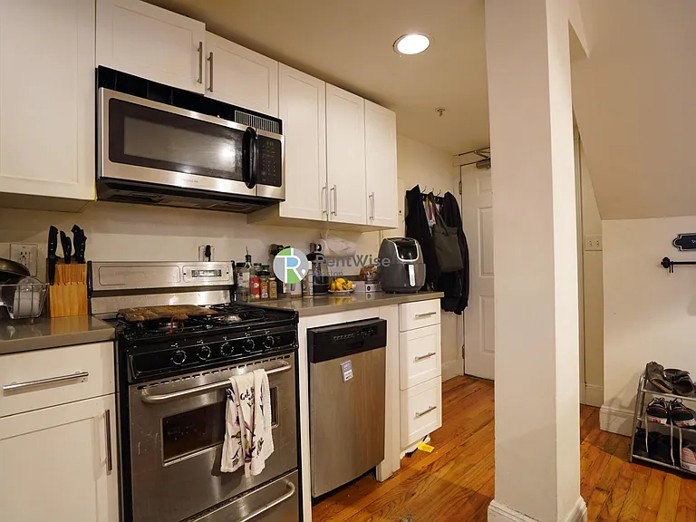 10 Brainerd Rd #14 — Photo 28