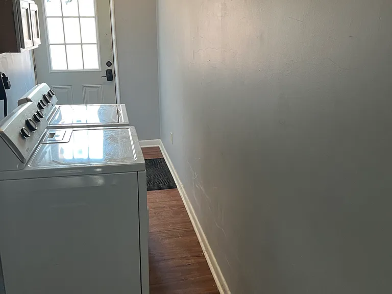 448 Bluff St #3 — Photo 9