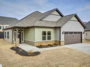 105 Redbay Ct, Easley, SC 29640