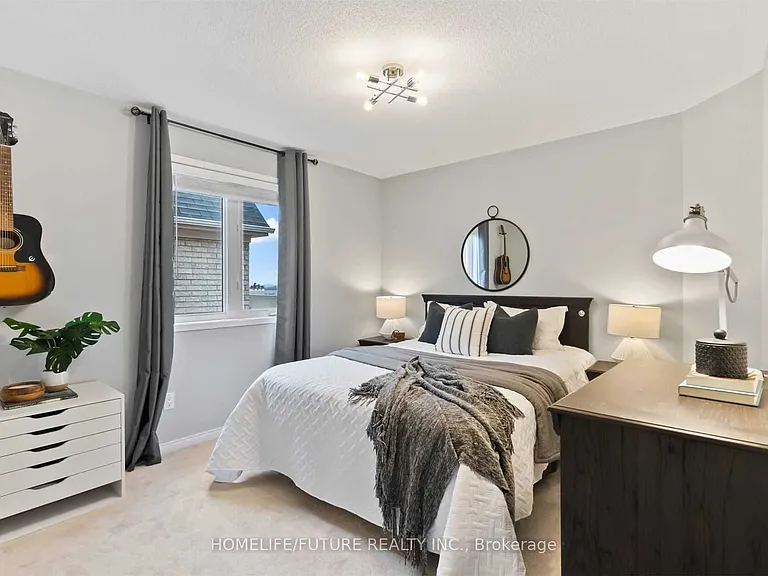 1381 Clearbrook Dr — Photo 26