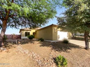 1045 S Limestone St, Benson, AZ 85602