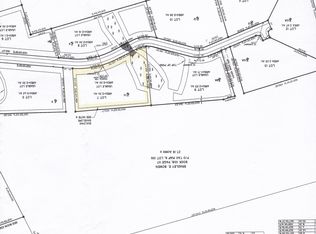 29 Fieldstone Dr, Belfast, ME 04915