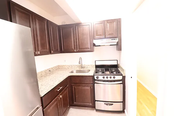 Rented by A&E Real Estate Management | media 12