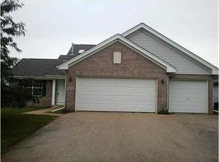 7406 Ashton Villa, Rockford, IL 61107