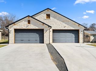 1111 Cedar Dr, Marble Falls, TX 78654