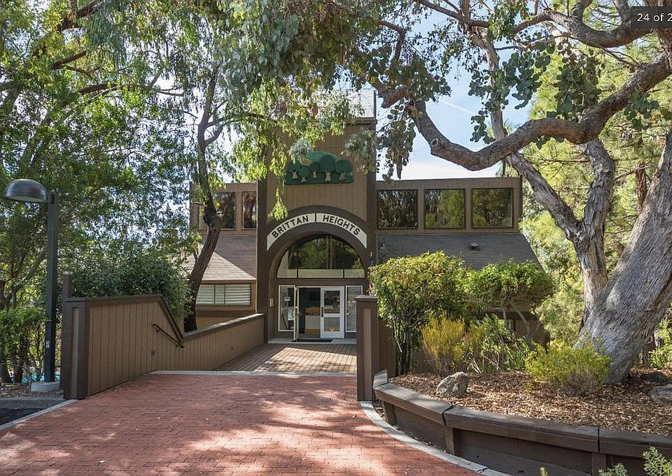 1st image of 3295 La Mesa Dr APT 3