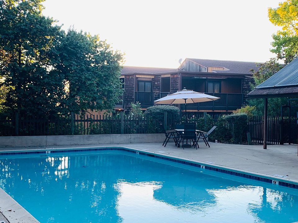 1st image of 16425 Saratoga St #203W