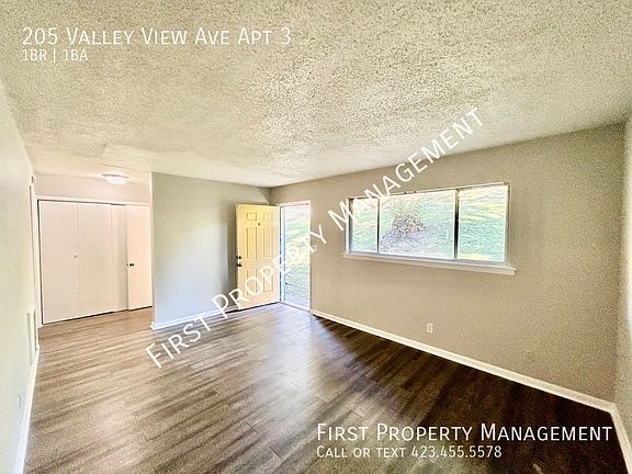 4th image of 205 Valley View Ave Unit 3
