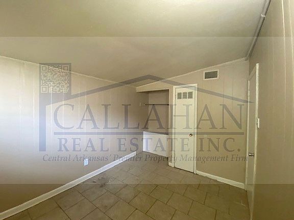 4th image of 4816 Lynn Ln