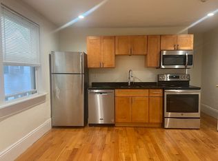 63 W Main St APT 3, Marlborough, MA 01752