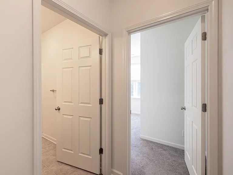 Raintree Townhomes 5 Units — Photo 11