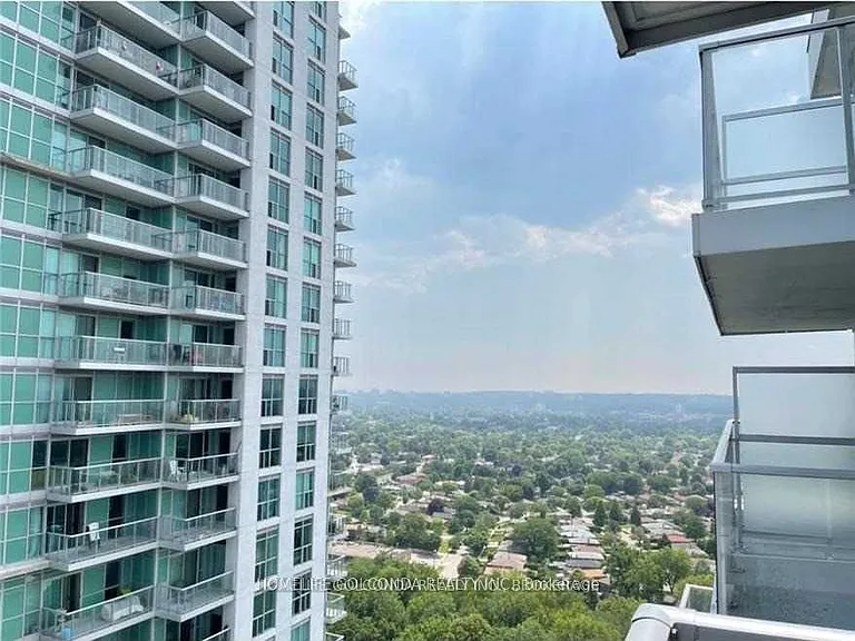 60 Town Centre Ct #Penthouse 04 — Photo 12