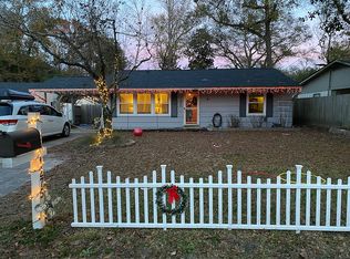 1275 Hawthorne Cir, Hanahan, SC 29410