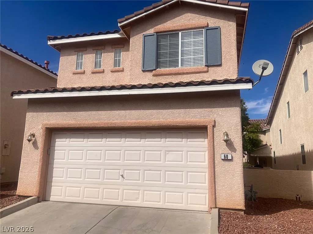 3 bed, 2.5 bath, 1428 sqft, $1,900 — Photo 2