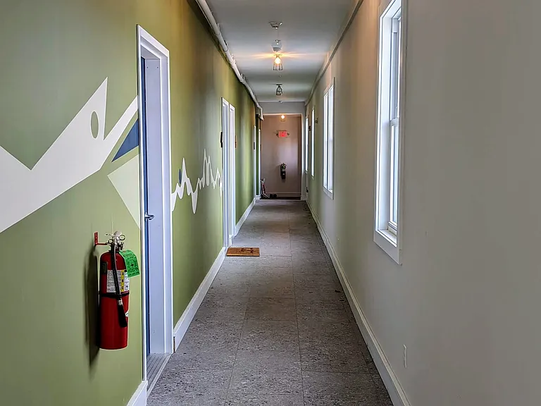 273 Bullocks Point Ave #5 — Photo 10