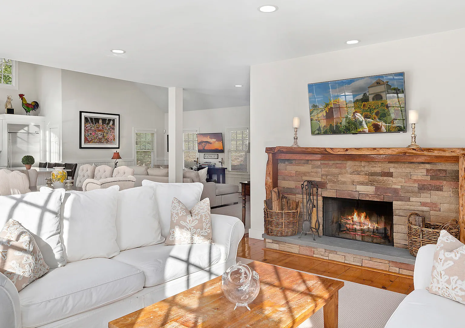 Wainscott- Pool -tennis- 5 Beds 4 Baths + Putting Green! Relaxing — Photo 2