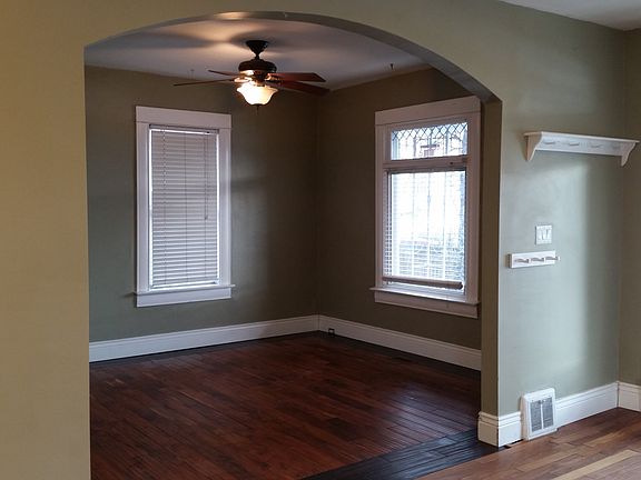 5th image of 1139 E Roosevelt Ave