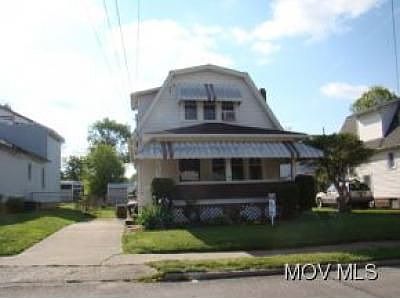 3rd image of 2902 N Avery St
