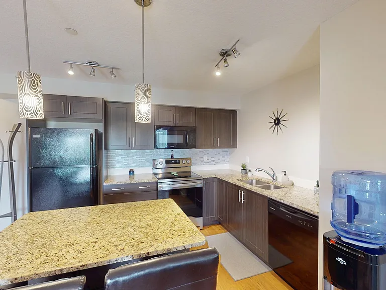 1207 Copperstone Park SE — Photo 3