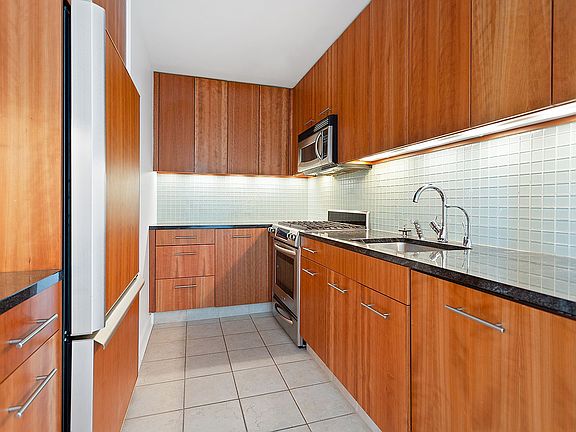 4th image of 11 E 29th St APT 33B