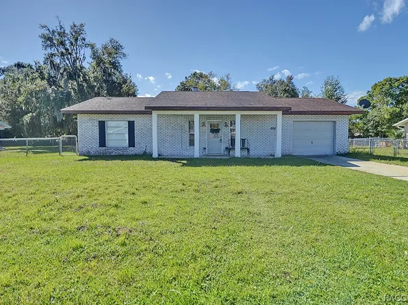 8348 W Periwinkle Ln, Homosassa, FL 34446