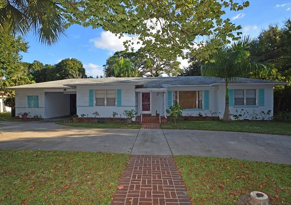 1st image of 703 Royal Palm Pl