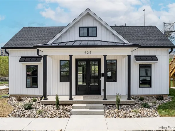 425 W Maple Street, Jeffersonville, IN 47130