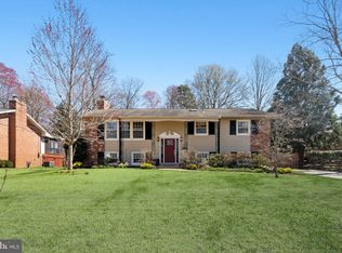 8711 Bradgate Rd, Alexandria, VA 22308