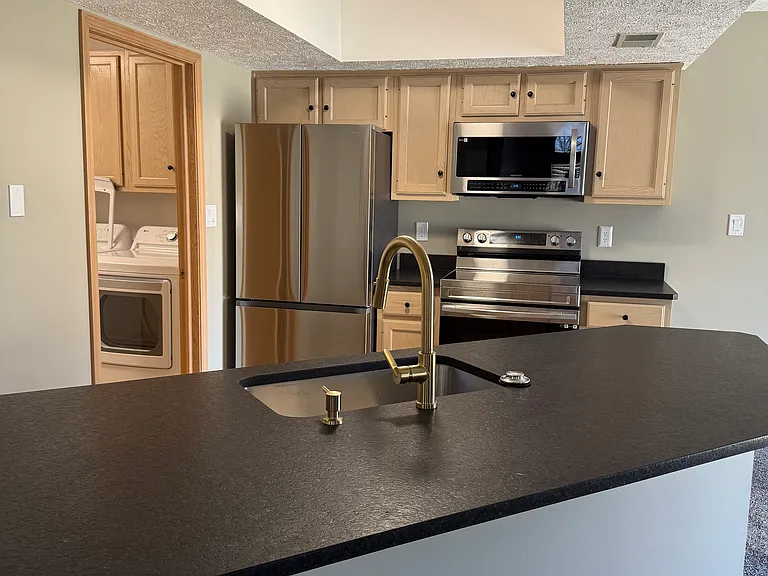 1190 Pheasant Run Ln — Photo 4