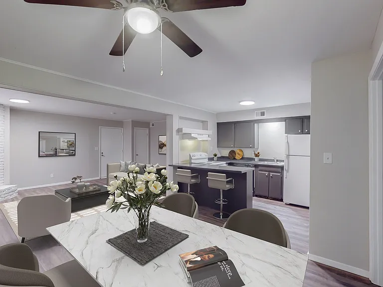 Windsong Apartments — Photo 18