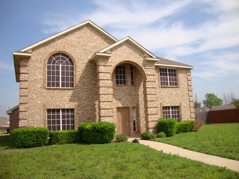 1st image of 1623 Laurel Springs Ct