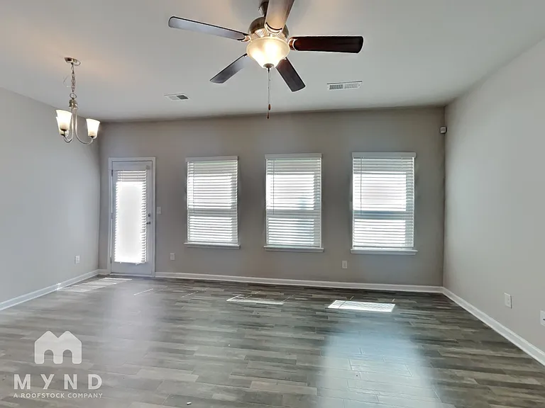 4952 Lower Elm St #18 — Photo 3