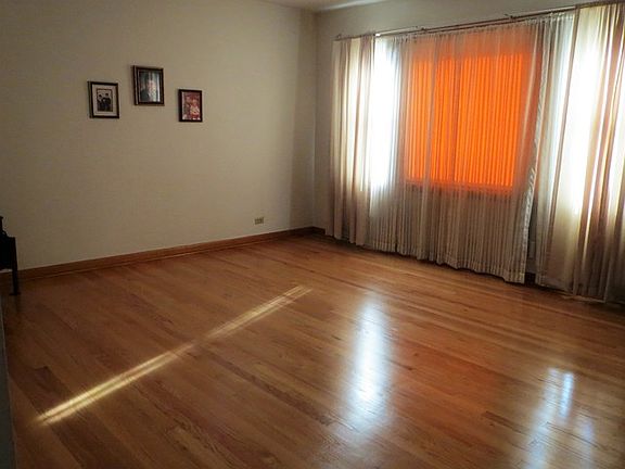 2nd image of 16311 Drexel Ave