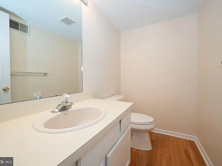 16 W Harrison Rd #16 — Photo 10