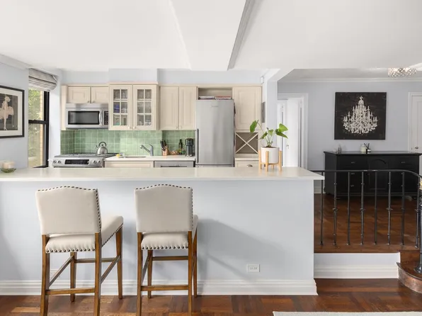 235 East 73rd Street image 4 of 7