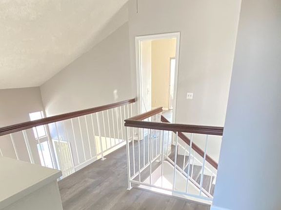 5th image of 16379 Saddlebrook Ln