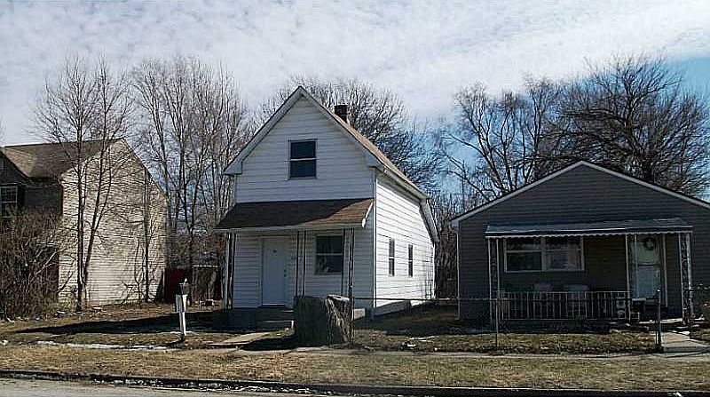 1st image of 835 Birch Ave
